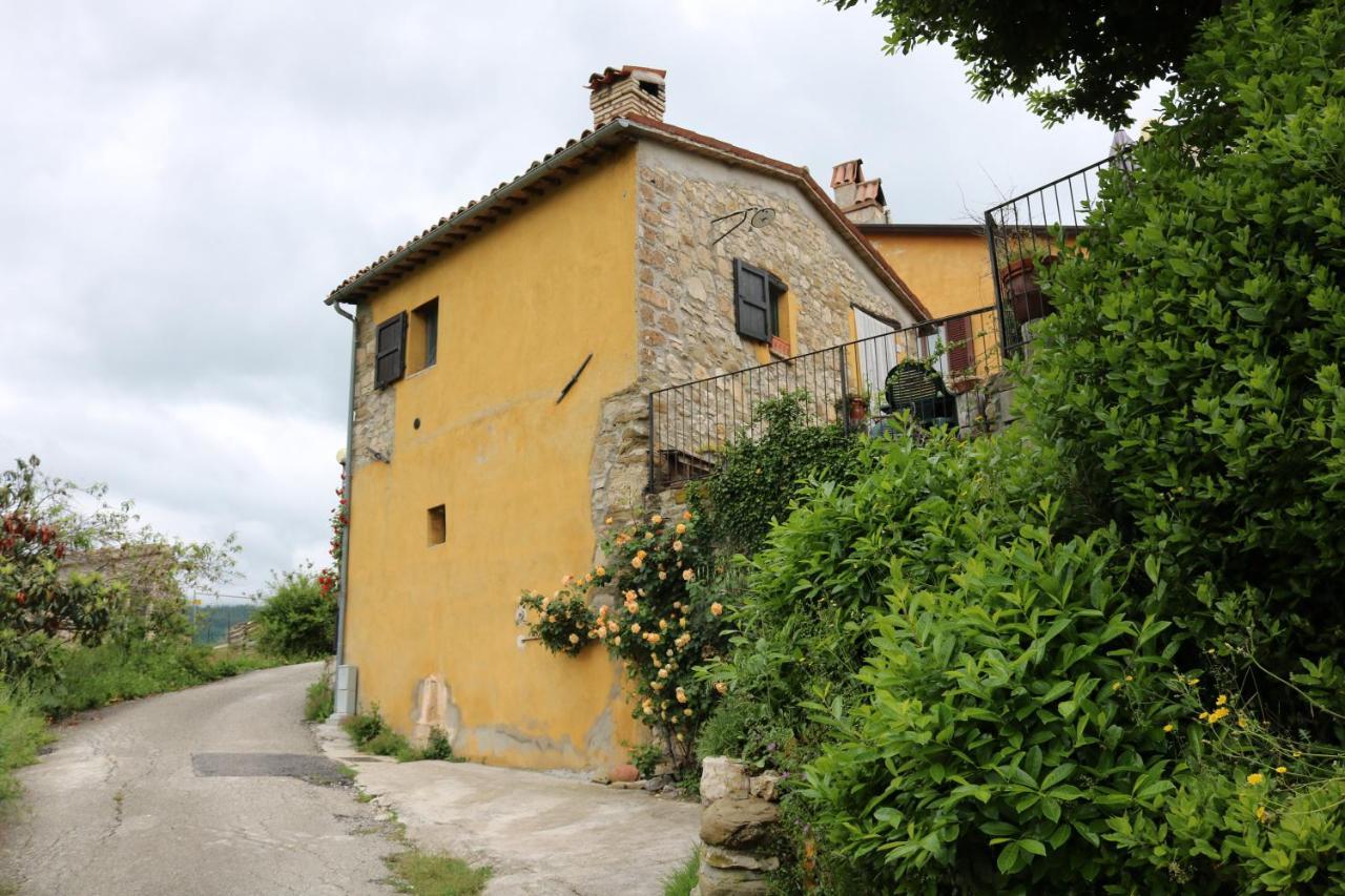 Bed & Breakfast Casa Lisetta Valtopina Eksteriør billede