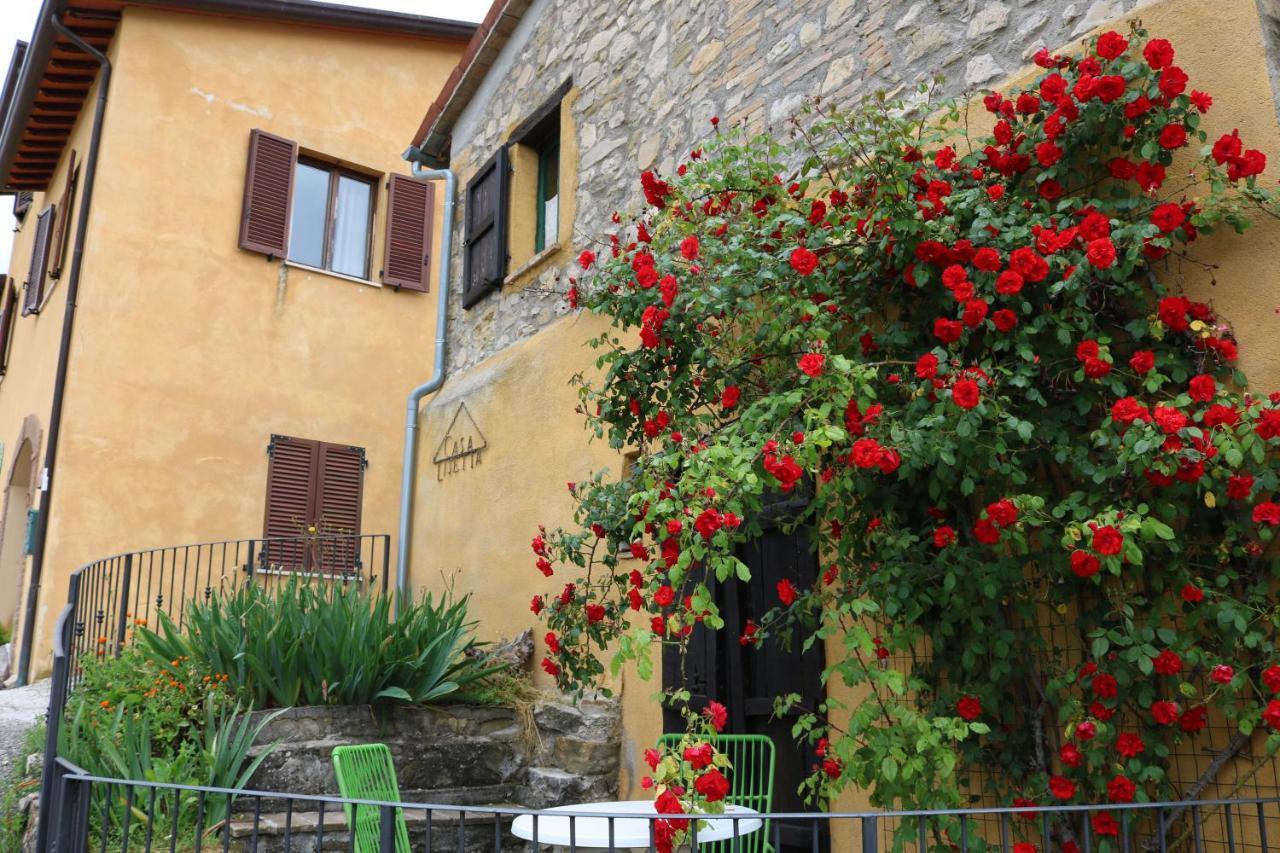 Bed & Breakfast Casa Lisetta Valtopina Eksteriør billede